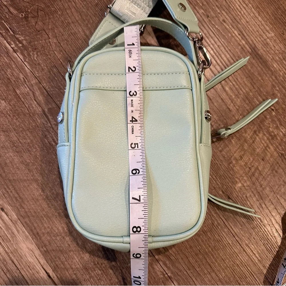 MADDEN GIRL CELLPHONE CROSSBODY HANDBAG In mint color!! - Picture 6 of 15